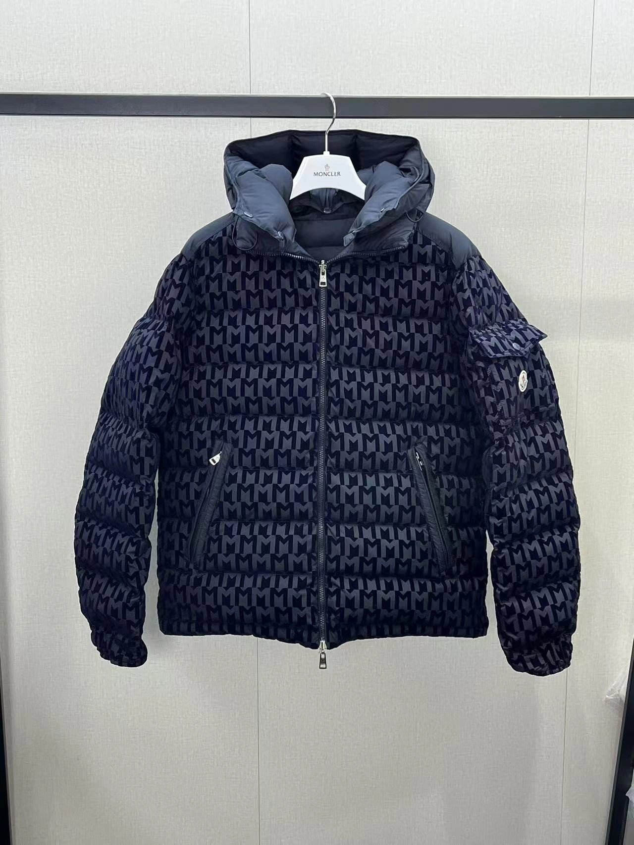 wg.luxury-- 7o9385r reversible Down jacket longue Saion white goose down item: E-F409I1526